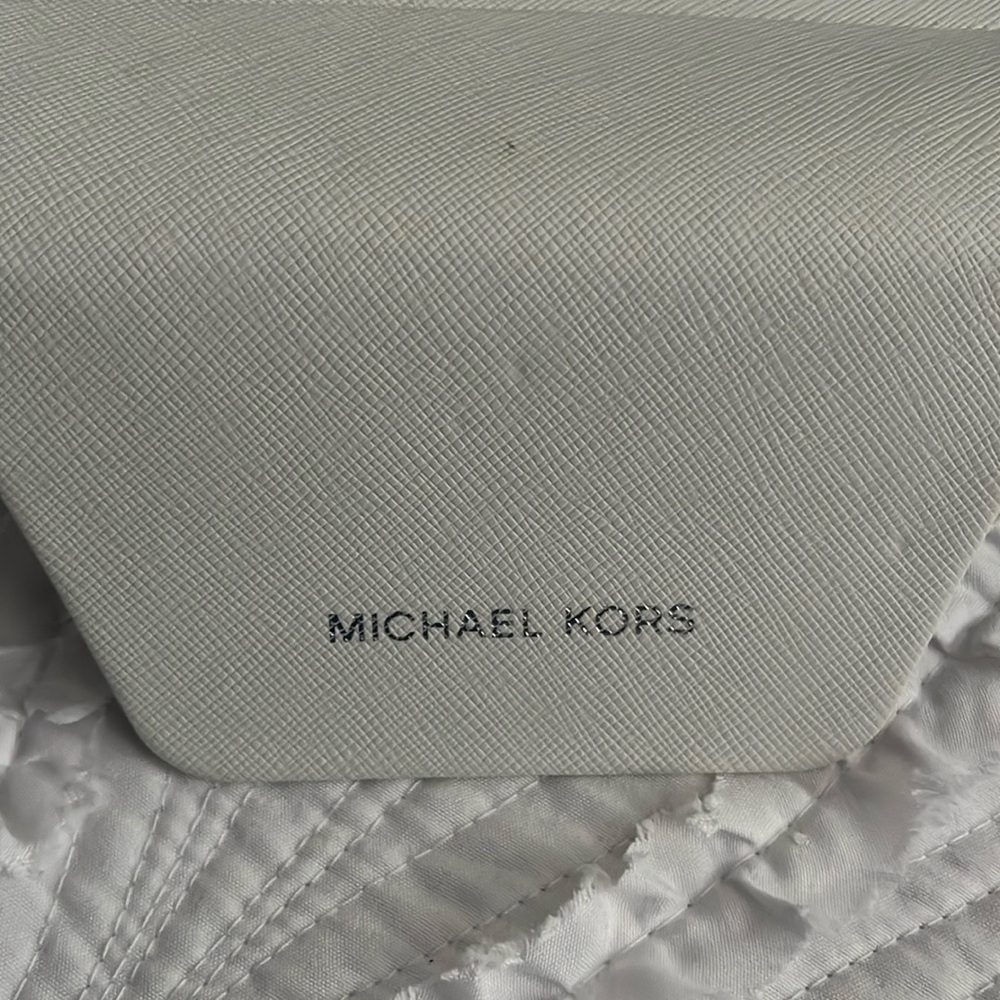 mk glass case